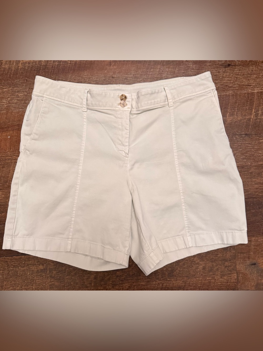 J. Jill Khaki Shorts Size 12 Stretch Cotton Double Button Mid Rise Summer Vacay